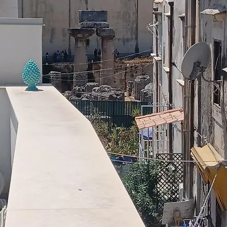 Ortigia Vicolo Lettighieri 22 סירקוזה